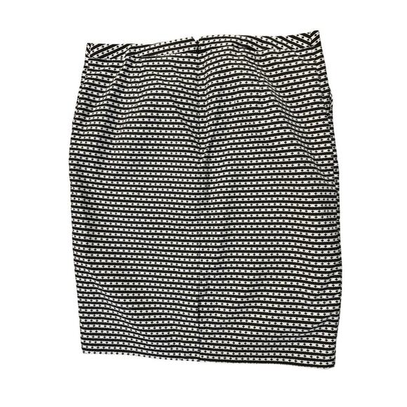 NWT Merona Collection Sz 16 Black & Cream Patterned Skirt Lined Pockets - Picture 4 of 4